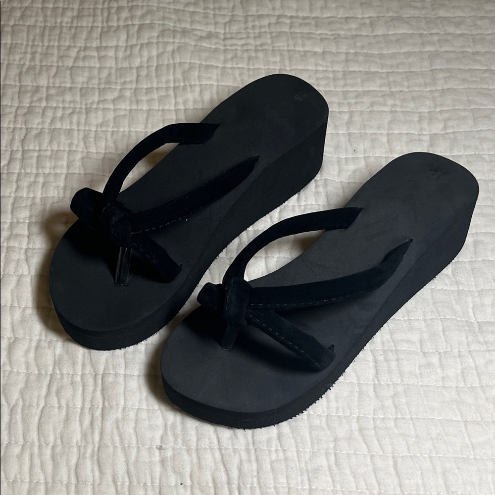 SHEIN Black Platform Flip Flops